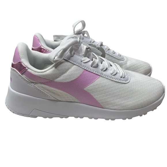 Diadora Sneaker Size 7.5 women. - Picture 13 of 15